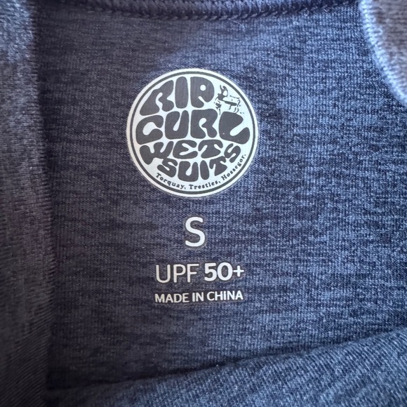 Rip Curl Womens Long Sleeve Rash Guard UPF 50+ Sun Protection Shirt Size S Navy - Picture 4 of 9